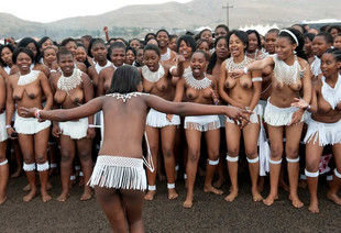 Reale nudo african queens ballare in