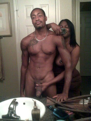 Couple noir prend selfshot photos nue..
